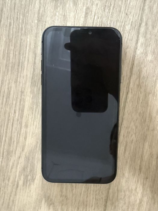 Iphone 11 ,64 ГБ , в чёрном цвете