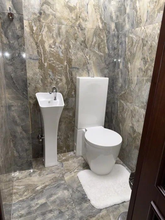 Аренда квартиры,метро ойбек 2 комнатная