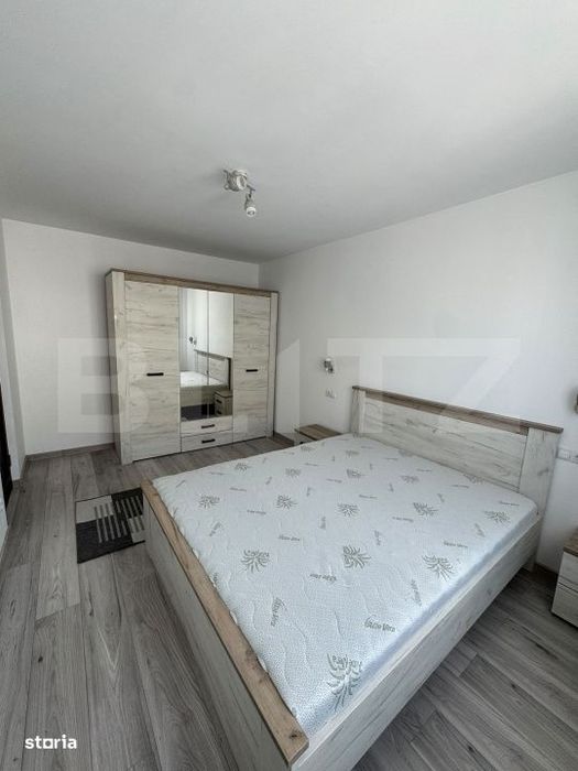 Apartament 2 camere, decomandat, loc de parcare