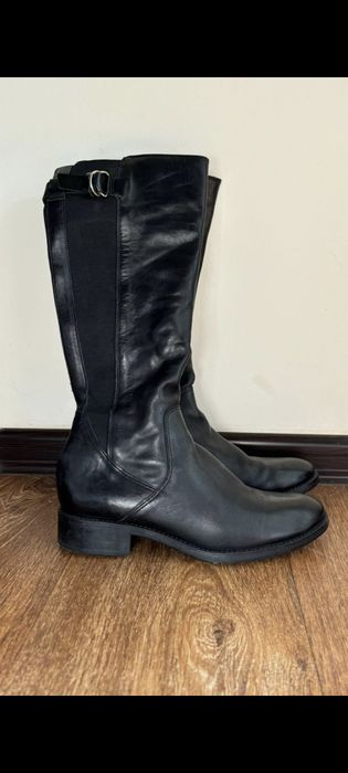 продам сапоги чёрные.