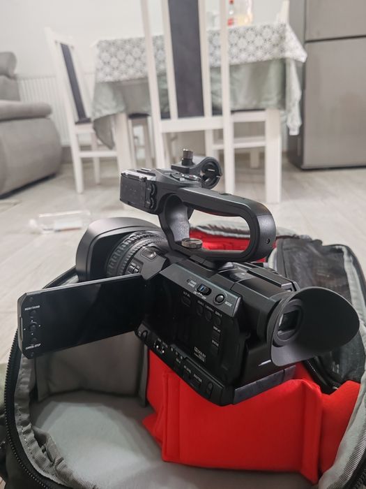 JVC GY-HM250E Camera Video 4K Live Streaming