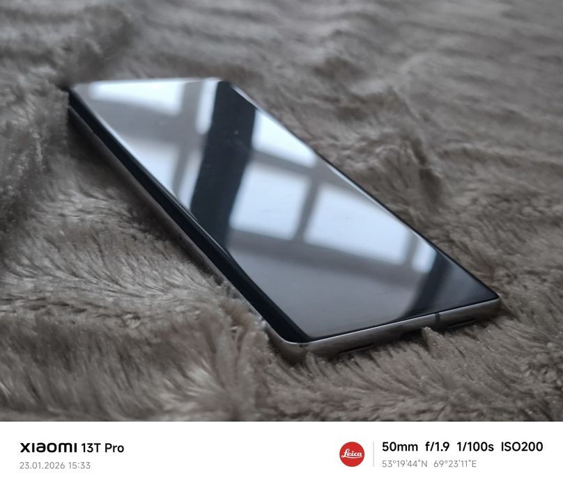 Пиксель 7 про.    .