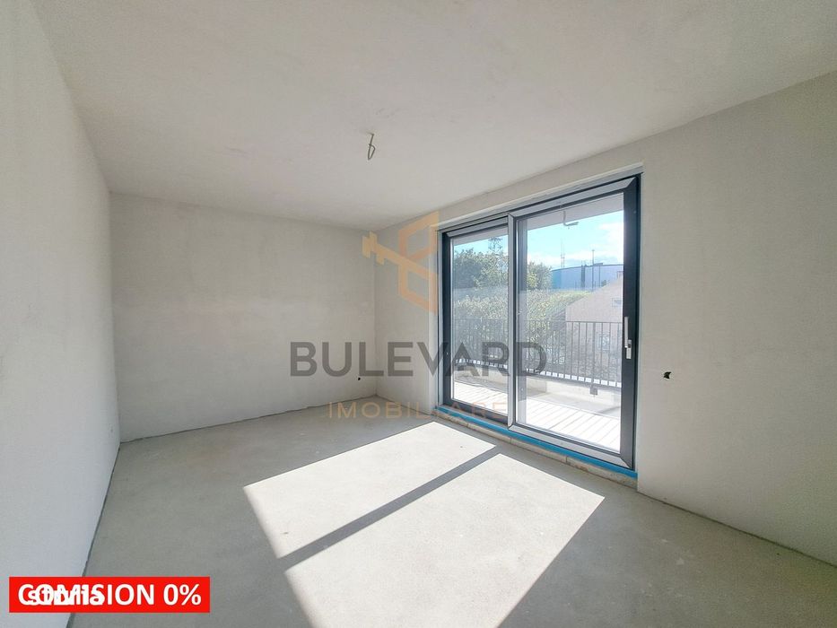 Penthouse 150 mp utili+ terase 200 mp+ 2 parcari subterane +curte 120 — fotografia 3