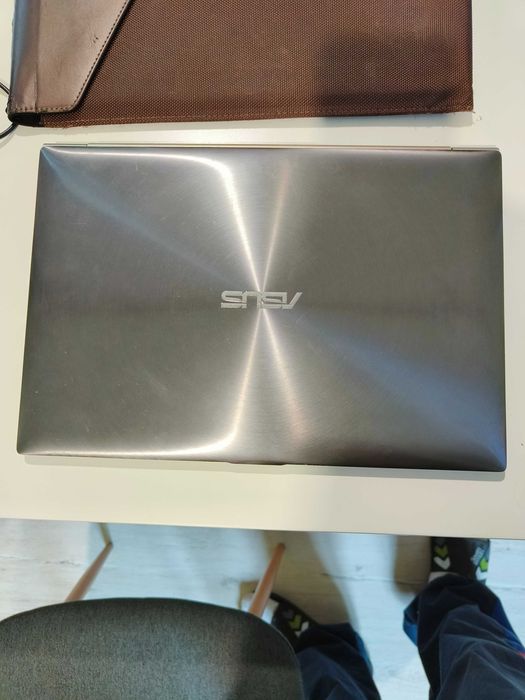 Asus zenbook ux31e-ry010v i7/4gb/250