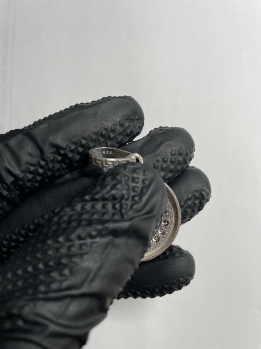 Сребърен медальон Versace подарък(без драскотини или наранявания)