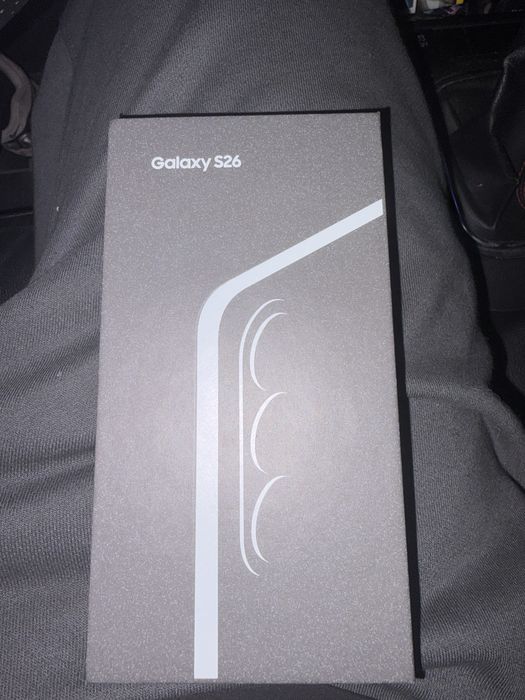 Продавам samsung s26