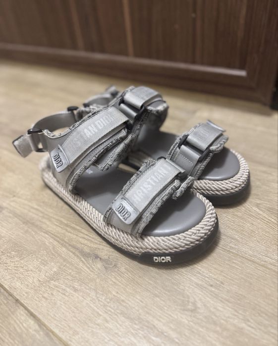 Дамски сандали Dior