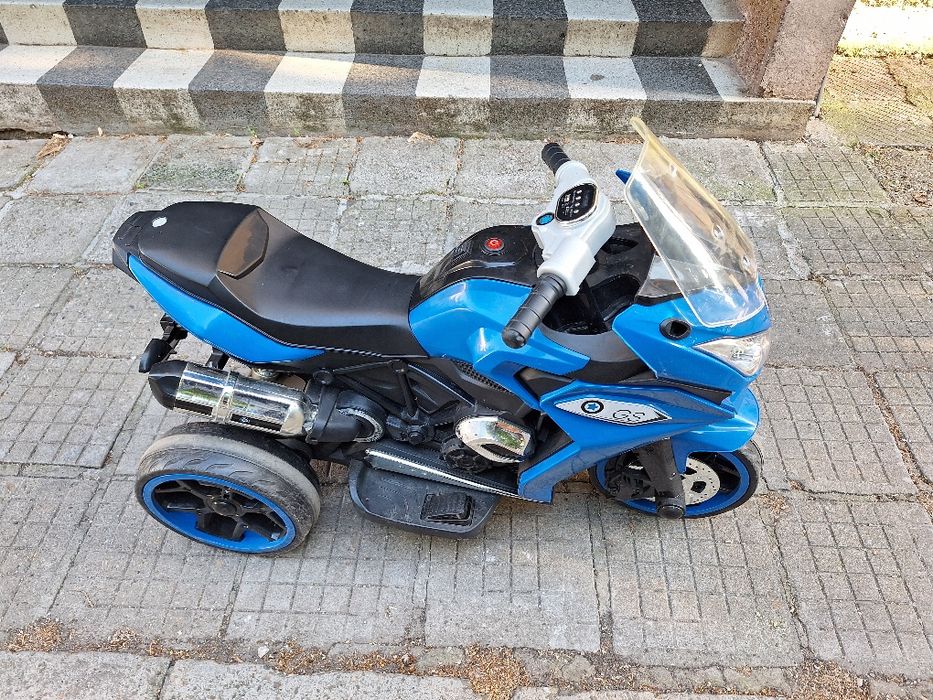 Акумулаторен детски мотор