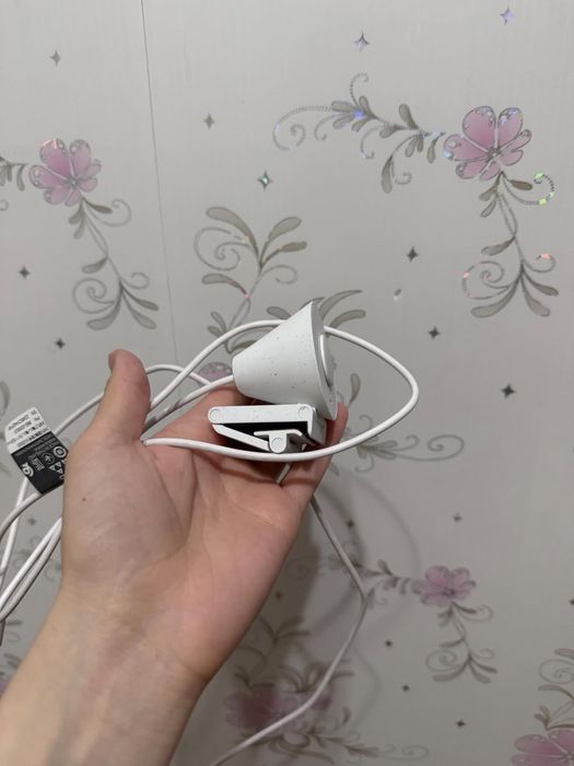 Logitech Brio 300 веб камера