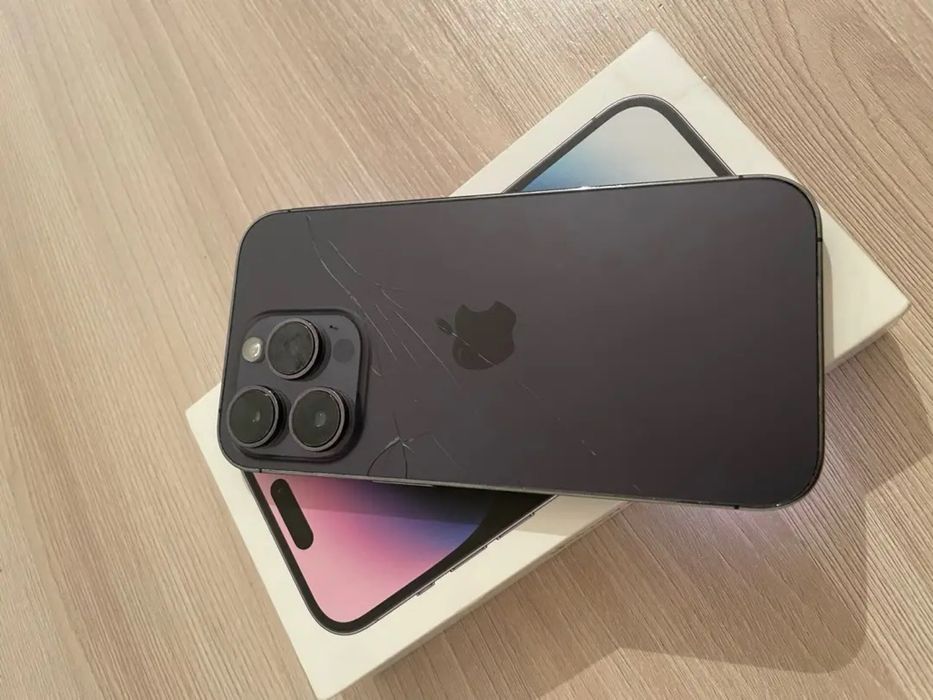 Iphone 14 pro в хорошем состоянии