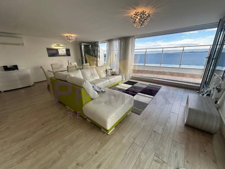 Продава се Мезонет в Поморие - 280 кв.м за 815 €/кв.м - Снимка #1