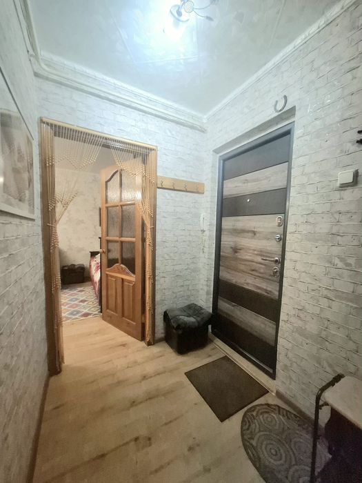 2 ком 4 микрорайон 2 этаж