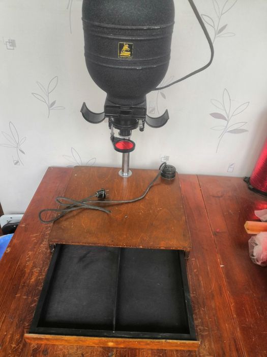 Фотоувеличитель "ленинград" 1953 г.+ фотоаппарат +