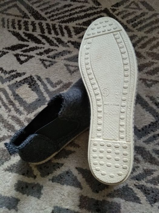 Дамски топли пантофи