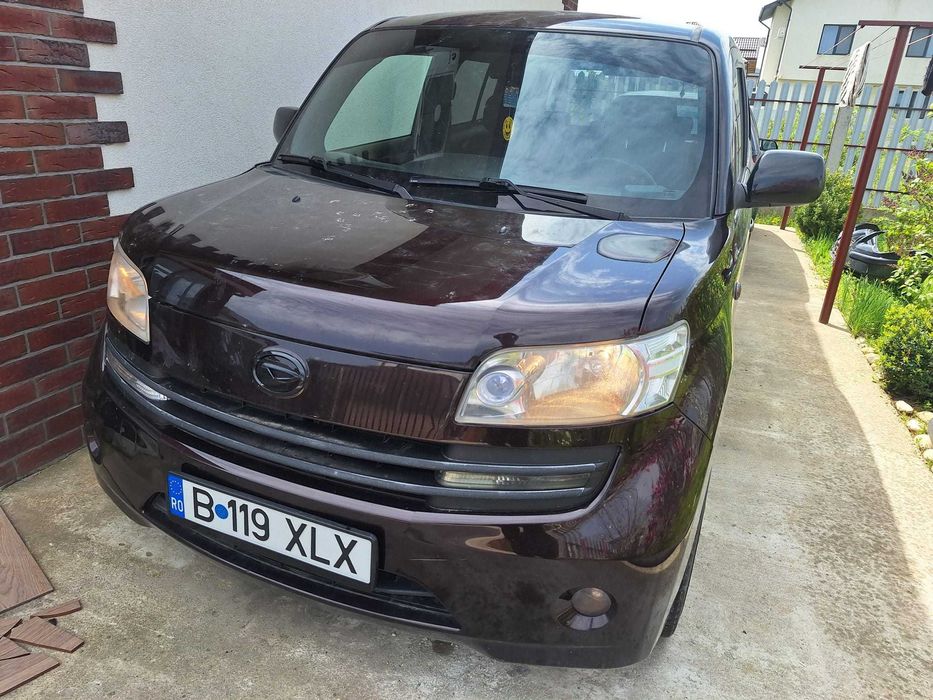 Vand Daihatshu Materia 1.5 Toyota Bb