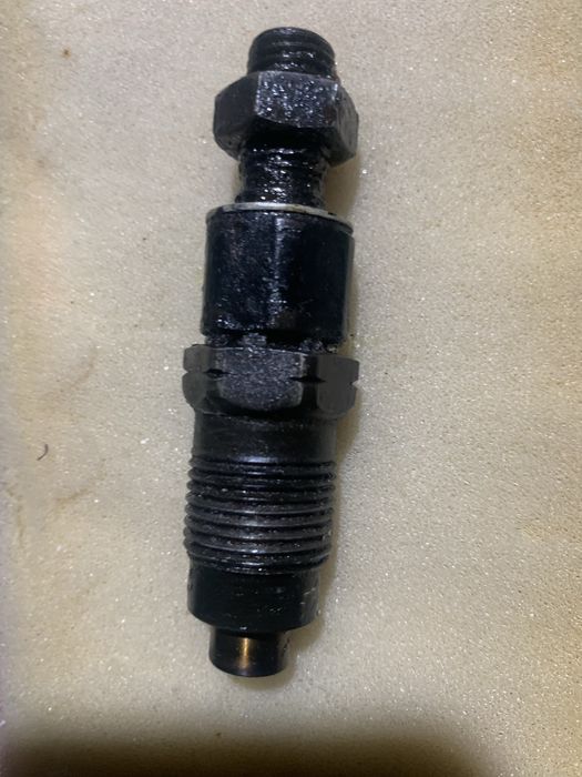 Продам форсунки от дизельного двигателя 5 л, 3 л в рабочем состояний,