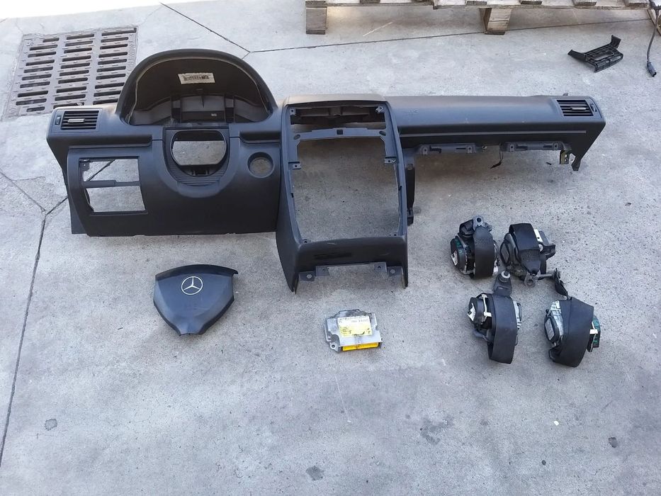 Kit plansa bord mercedes a class w169 facelift a16968007 91713249901 91618289940