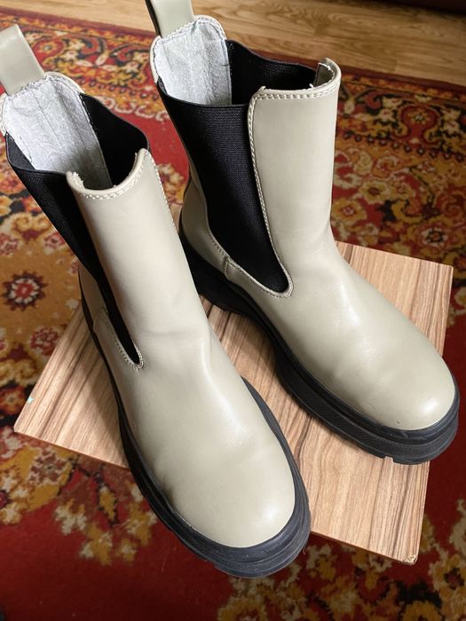 Ботинки Челси женские