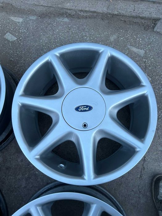 Jante Ford RS 7-Spoke R17 4x108