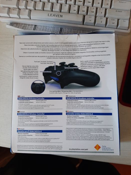 Геймпад Sony Dualshock 4