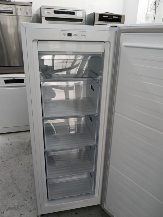 Congelator hisense 155 litri