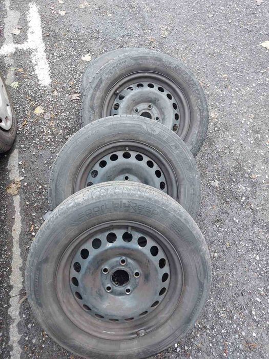 4 броя летни гуми с джанти 15-ки Фолксфаген/Ауди/Шкода/Сеат