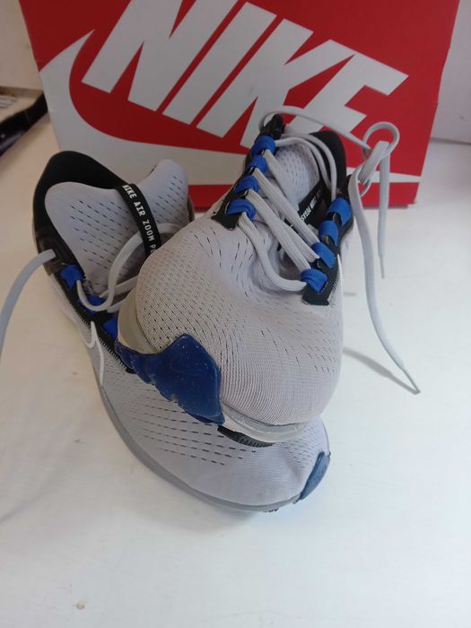 Маратонки Nike 45 номер