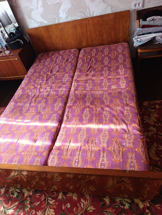 Продам не дорого двух спальная