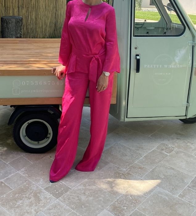 Costum matase marimea S