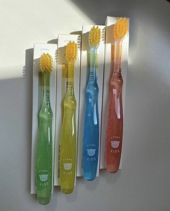 Атоми Atomy детские зубные щетки
