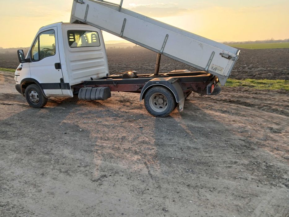 Транспортни услуги със самосвал до 3.5 тона