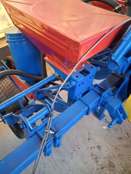 Semănătoare porumb SPC4