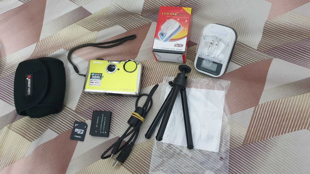 Nikon Coolpix S1100pj 14.1 mPx