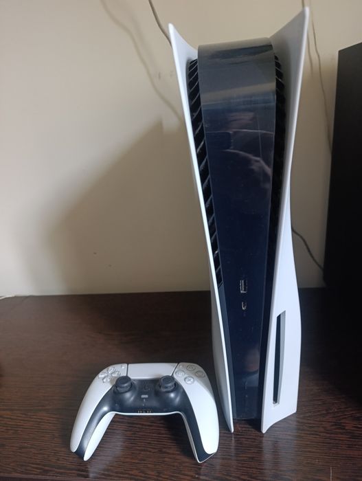 Продаётся PlayStation 5