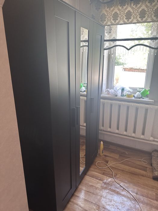 Продается шкаф в хорошем состоянии.