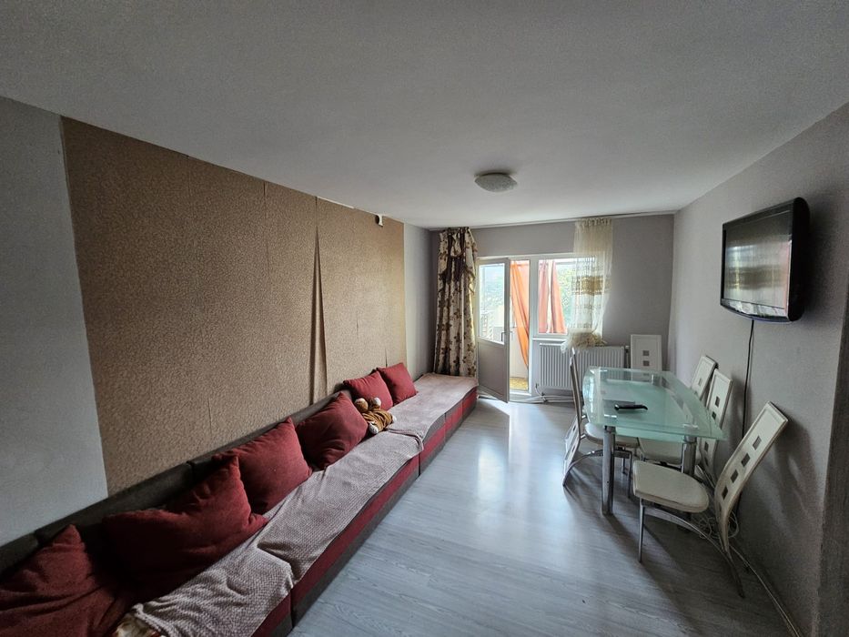 Vanzare apartament Roman