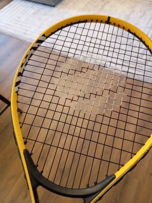 Vând Rachetă tenis