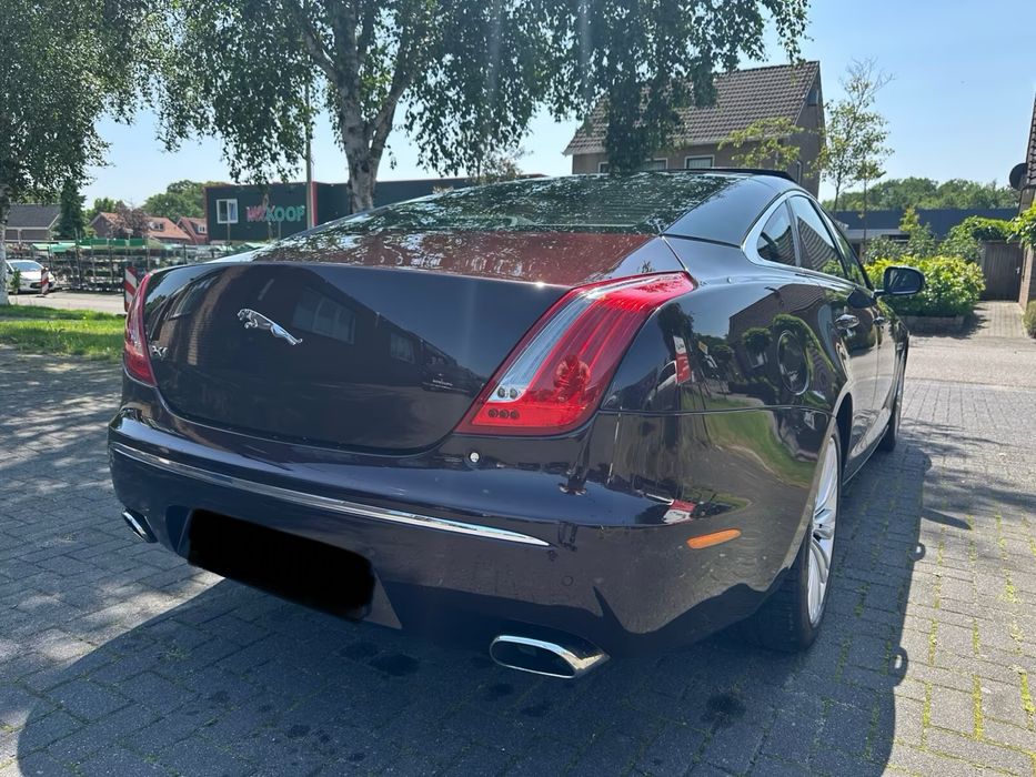 Dezmembrez Jaguar XJ 3.0D 306DT, 160.000km