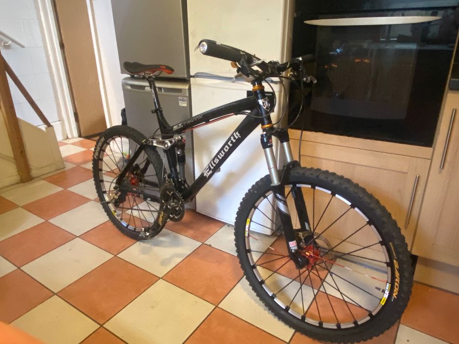 Ellsworth truth top spec