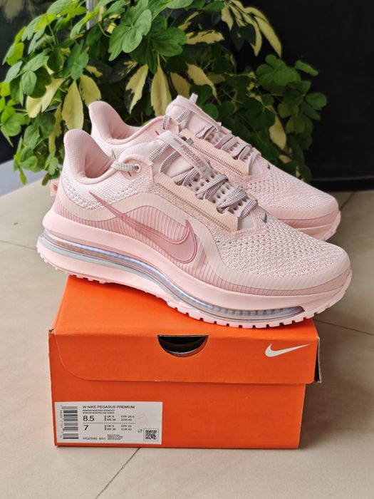 Nike Pegasus Premium