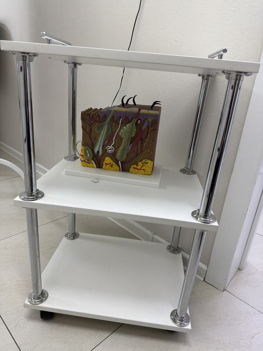 Этажерка, помощник