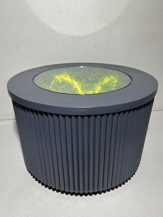 журнальный стол с эффектом бесконечности