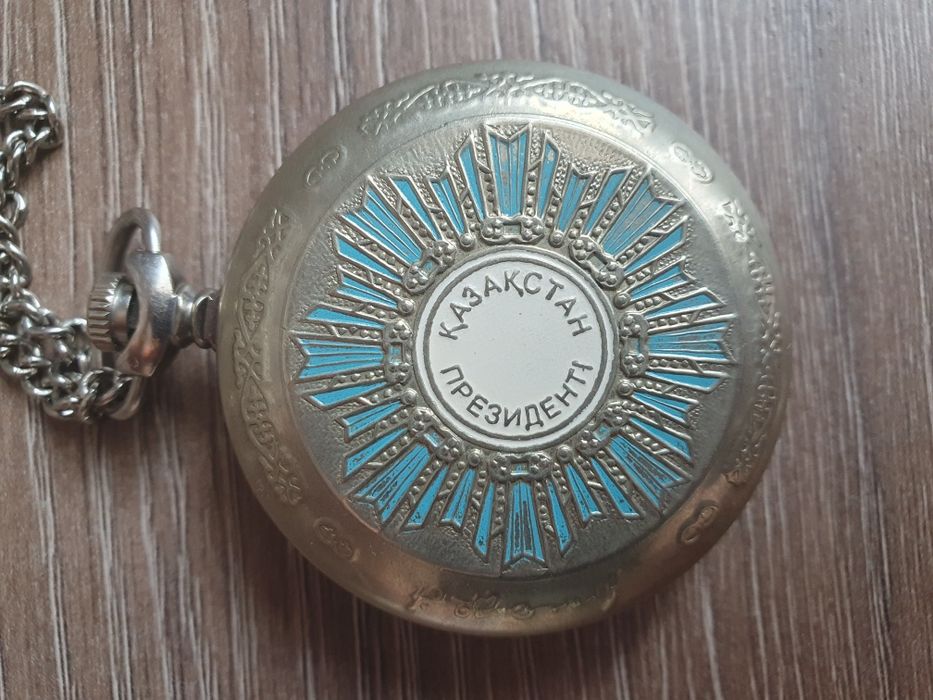 Продам часы ручные