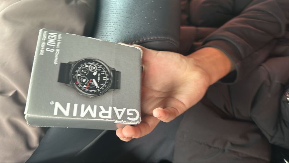 Часы Garmin Venu 3