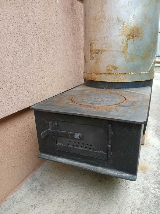 Vand boiler pe lemne