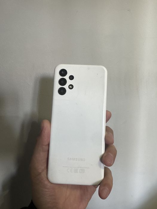 Samsung A13 4/64 продам