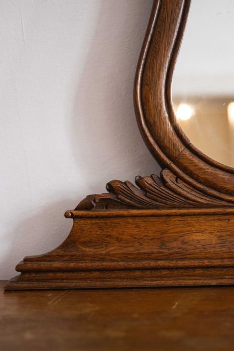 Oglindă cu ramă din stejar
