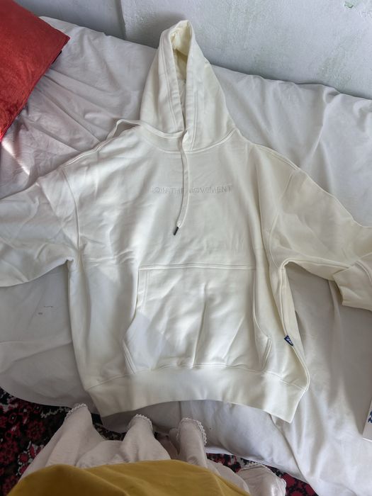 Qazaq.republic толстоваа