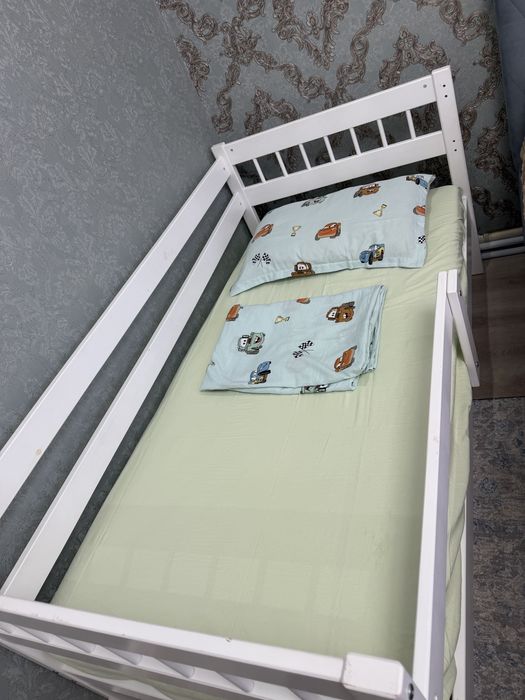 Продам детскую кровать