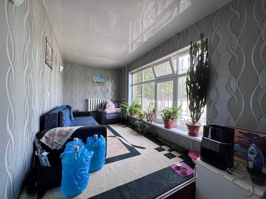 Образцовый дом на Геофизике 6 сот, бассейн, сауна, фасад 18, гл 33,5 =